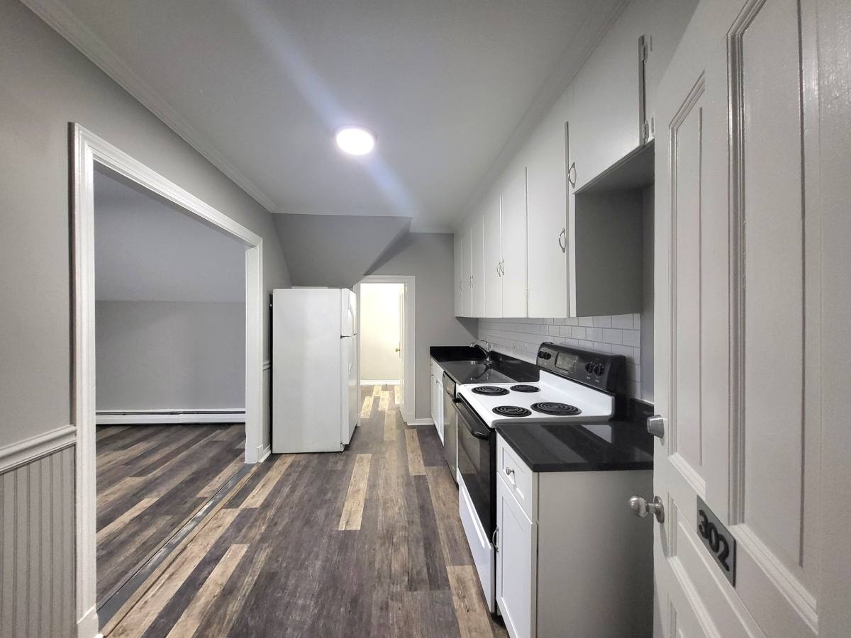 Apartment for rent at 103 Summer St, Haverhill, MA 01830
