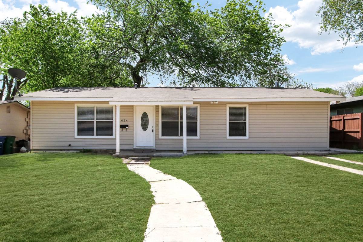 House for rent at 434 Schmeltzer Lane, San Antonio, TX 78213
