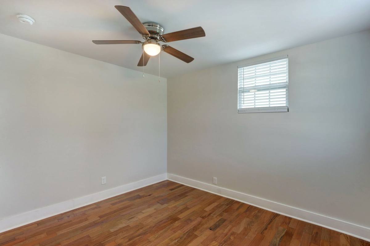 Apartment for rent at 803 Atlantic Ave, Savannah, GA 31401
