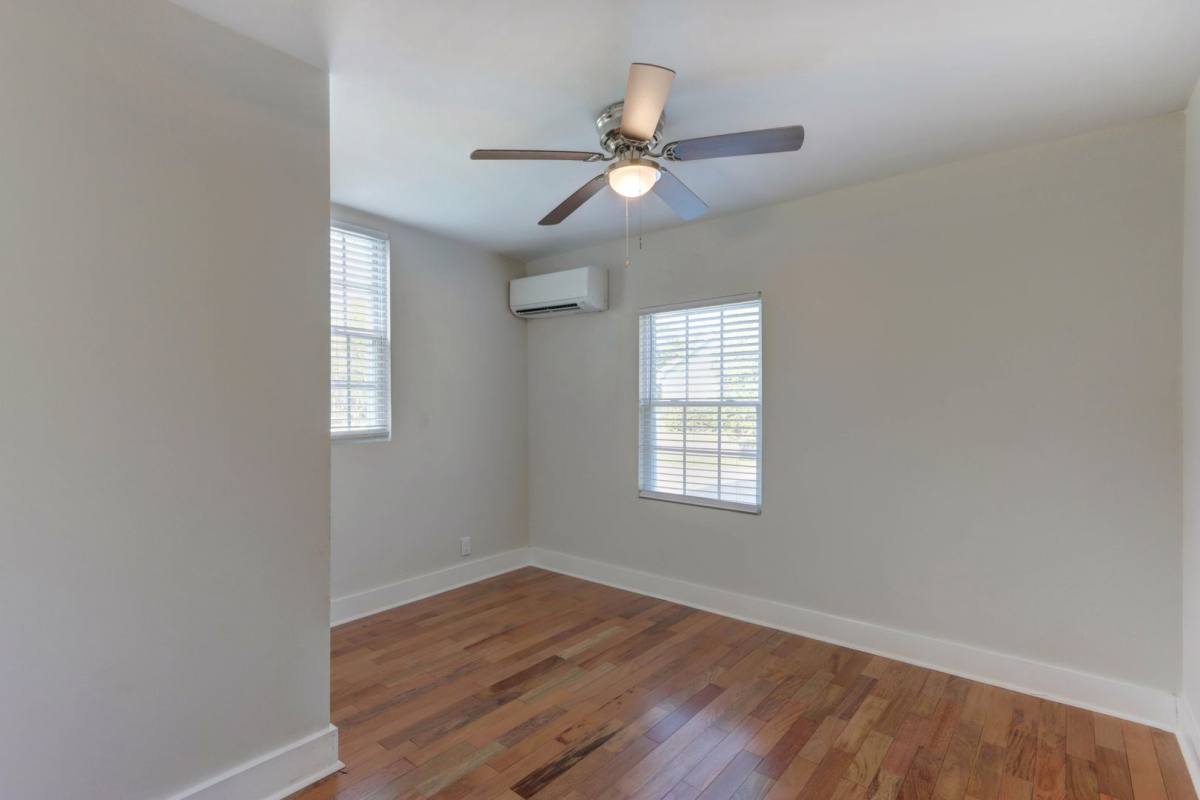 Apartment for rent at 803 Atlantic Ave, Savannah, GA 31401