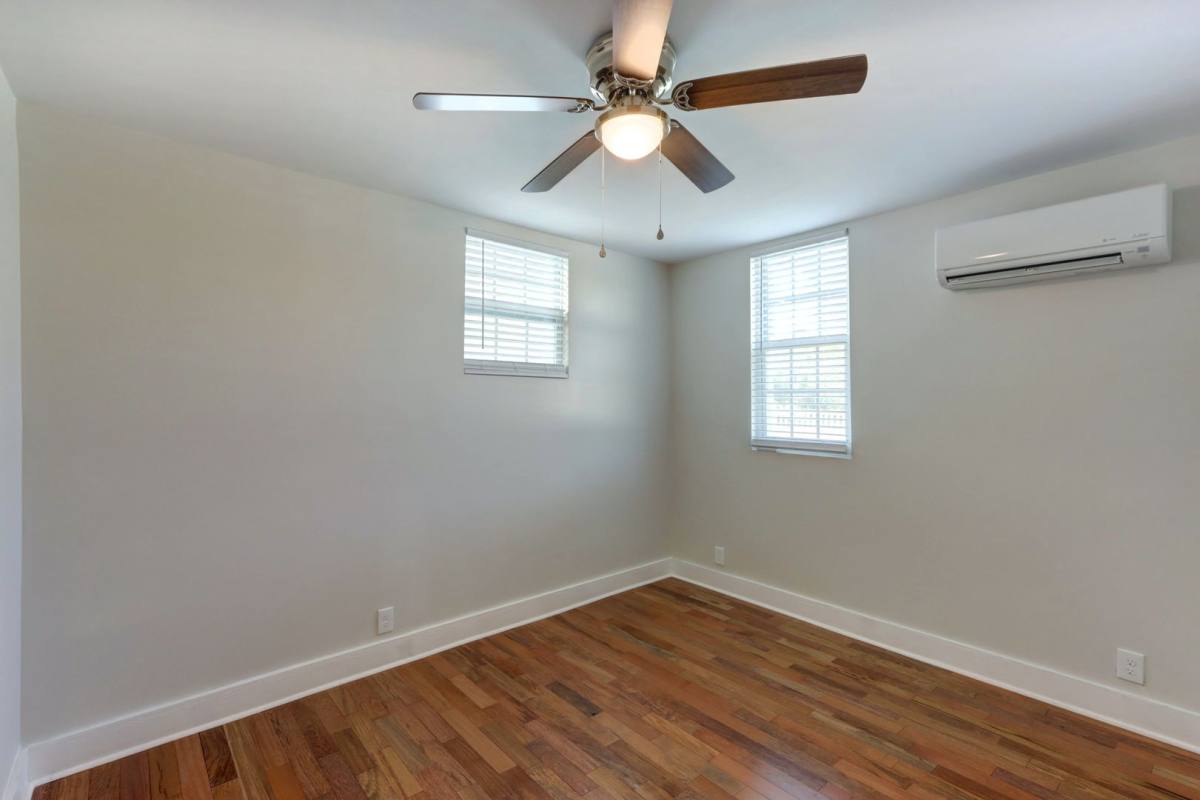Apartment for rent at 803 Atlantic Ave, Savannah, GA 31401