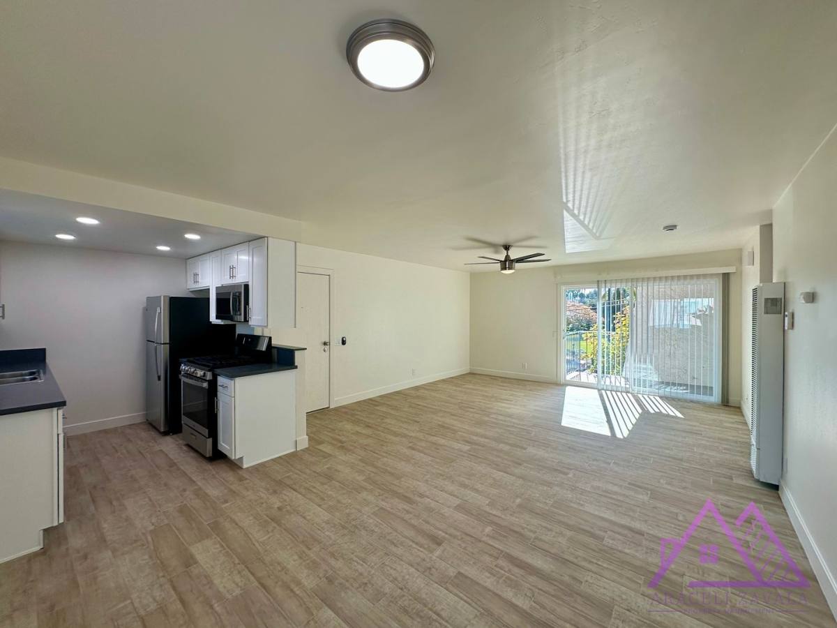 Apartment for rent at 173 Pala Vista Dr, Vista, CA 92083
