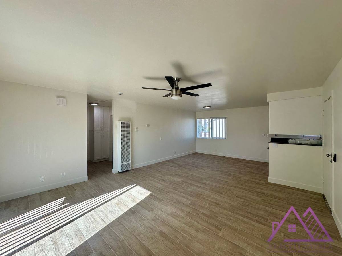 Apartment for rent at 173 Pala Vista Dr, Vista, CA 92083