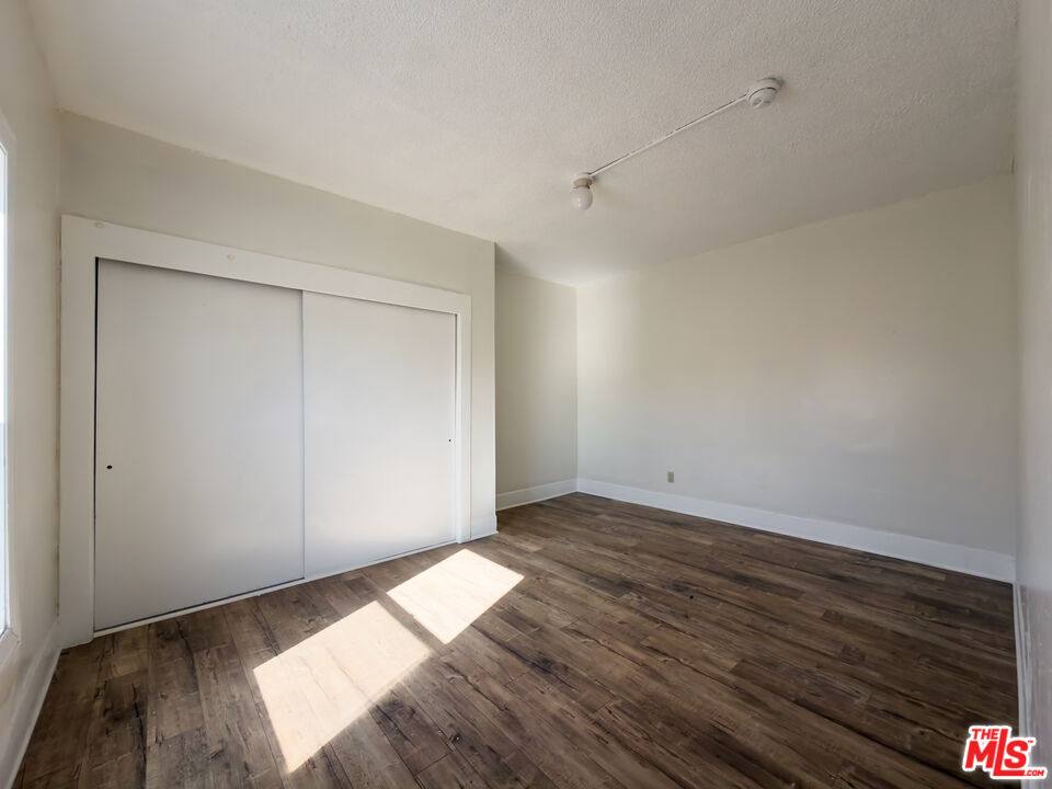 Apartment for rent at 3309 Main St #5, Los Angeles, CA 90007