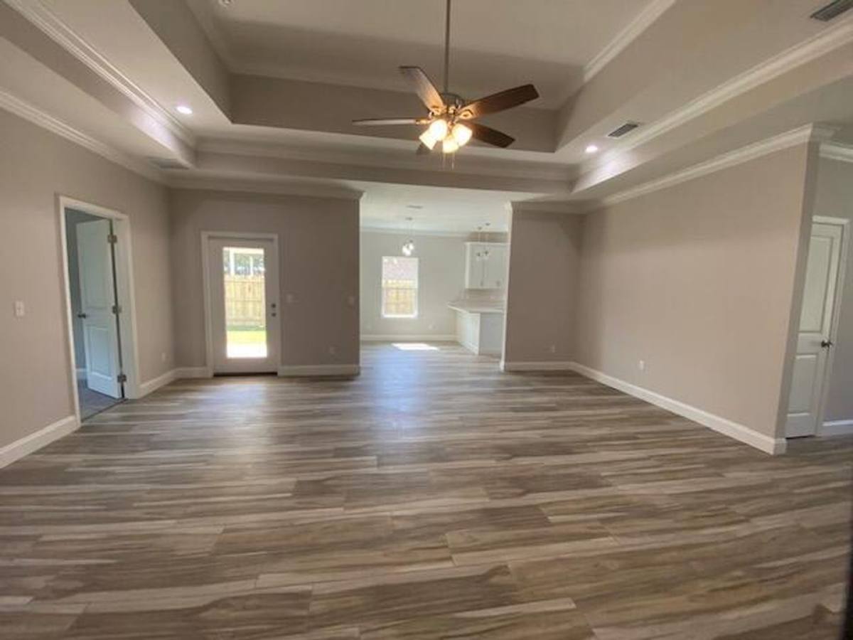 House for rent at 422 Little John Rd, Mary Esther, FL 32569