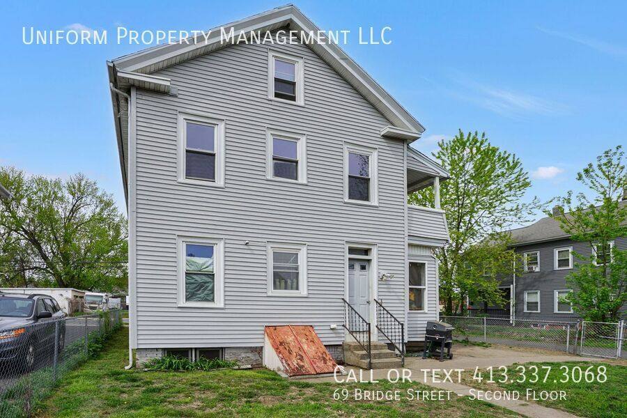 Apartment for rent at 69 Bridge St #SECOND Floor, West Springfield, MA 01089
