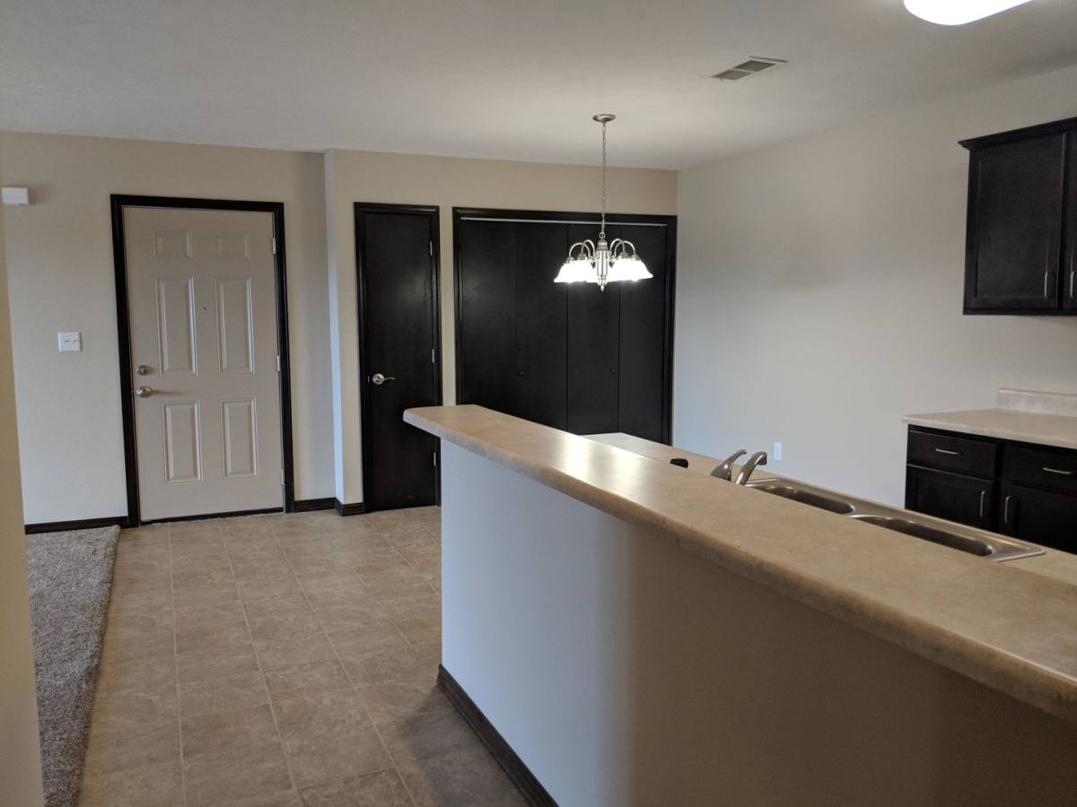 Apartment for rent at 810 N Oakwood Ave, Republic, MO 65738