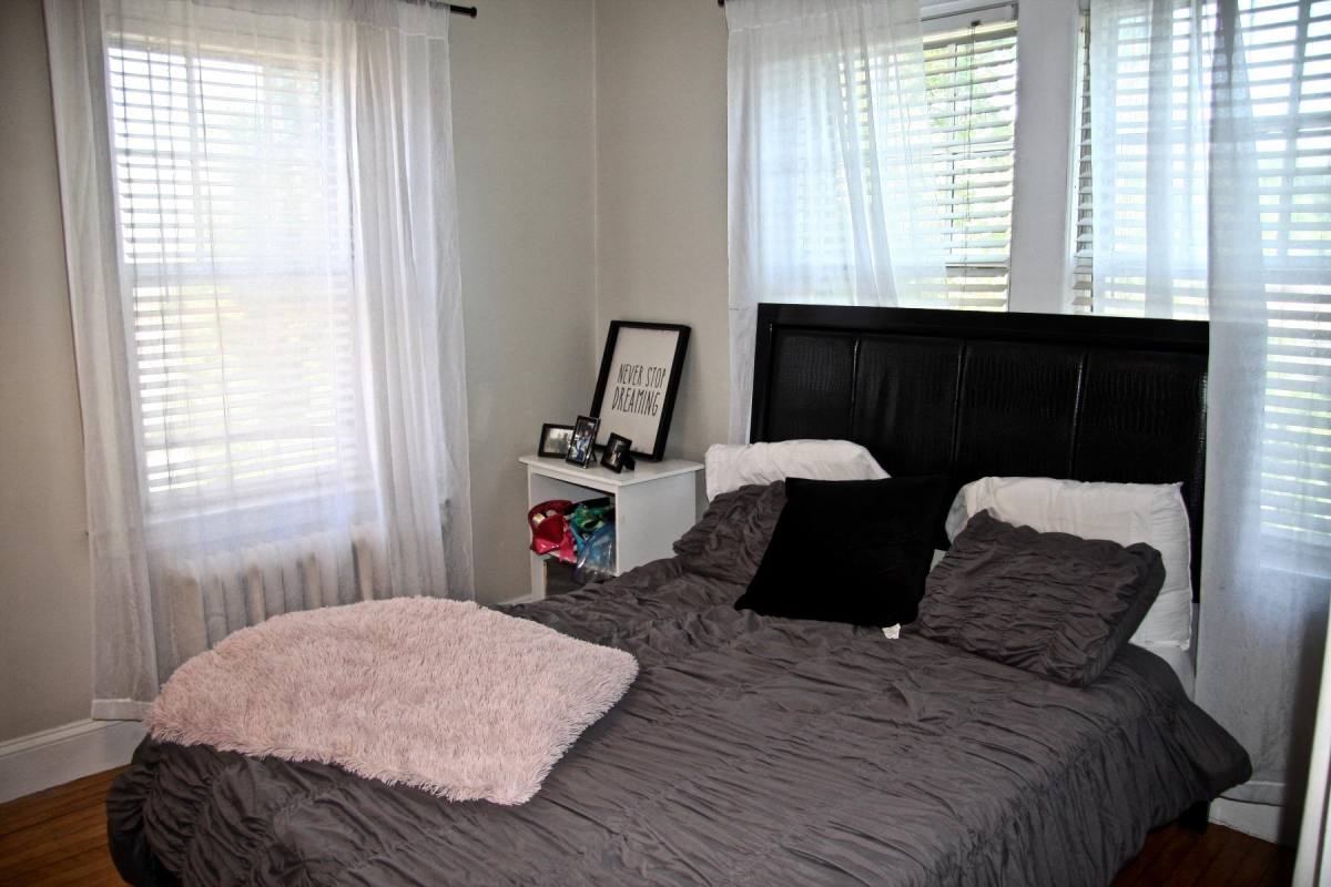 Apartment for rent at 174 Winthrop Rd #5, Brookline, MA 02445