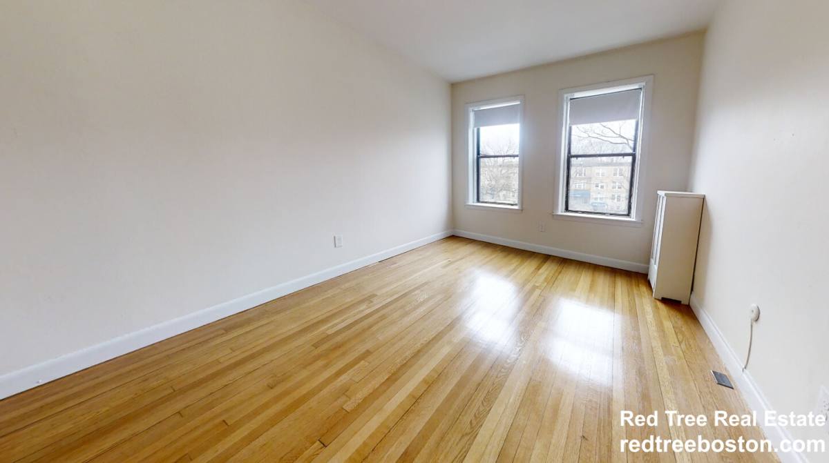 Apartment for rent at 1131 Commonwealth Ave #3, Allston, MA 02134