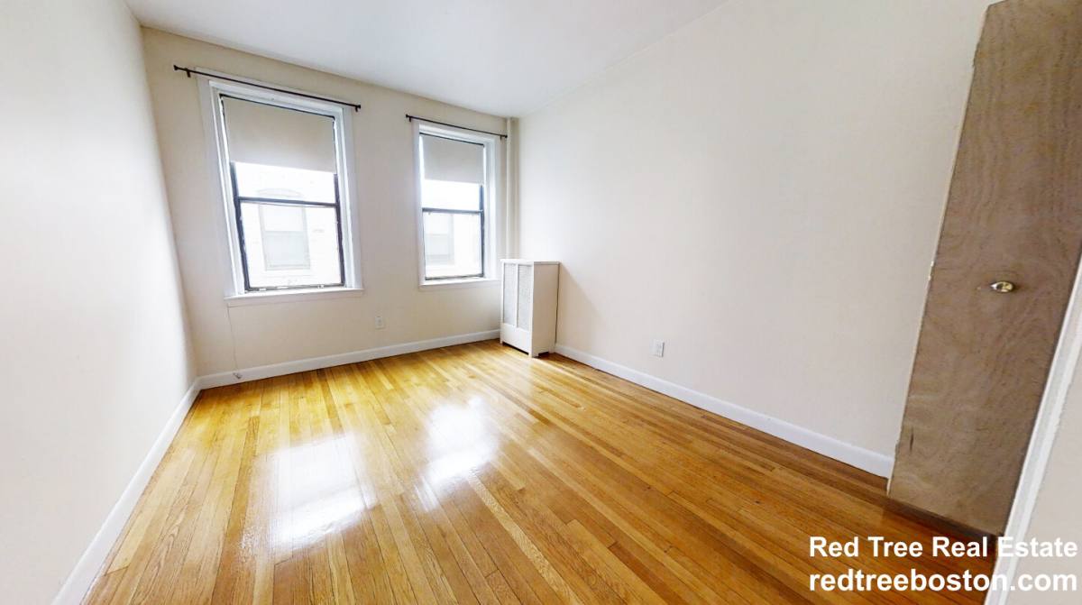 Apartment for rent at 1131 Commonwealth Ave #3, Allston, MA 02134