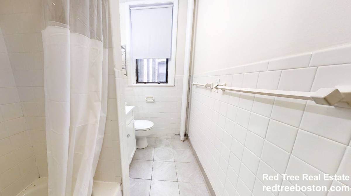 Apartment for rent at 1131 Commonwealth Ave #3, Allston, MA 02134