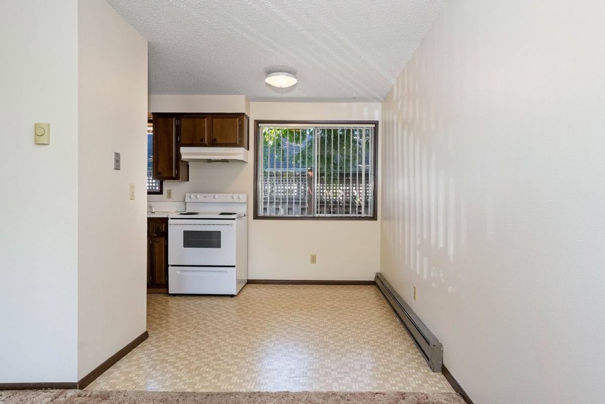 Apartment for rent at 3811 Lancaster Dr NE, Salem, OR 97305