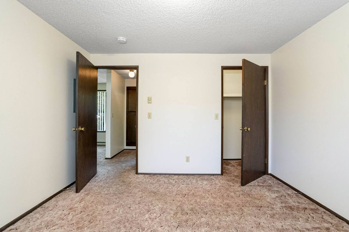 Apartment for rent at 3811 Lancaster Dr NE, Salem, OR 97305