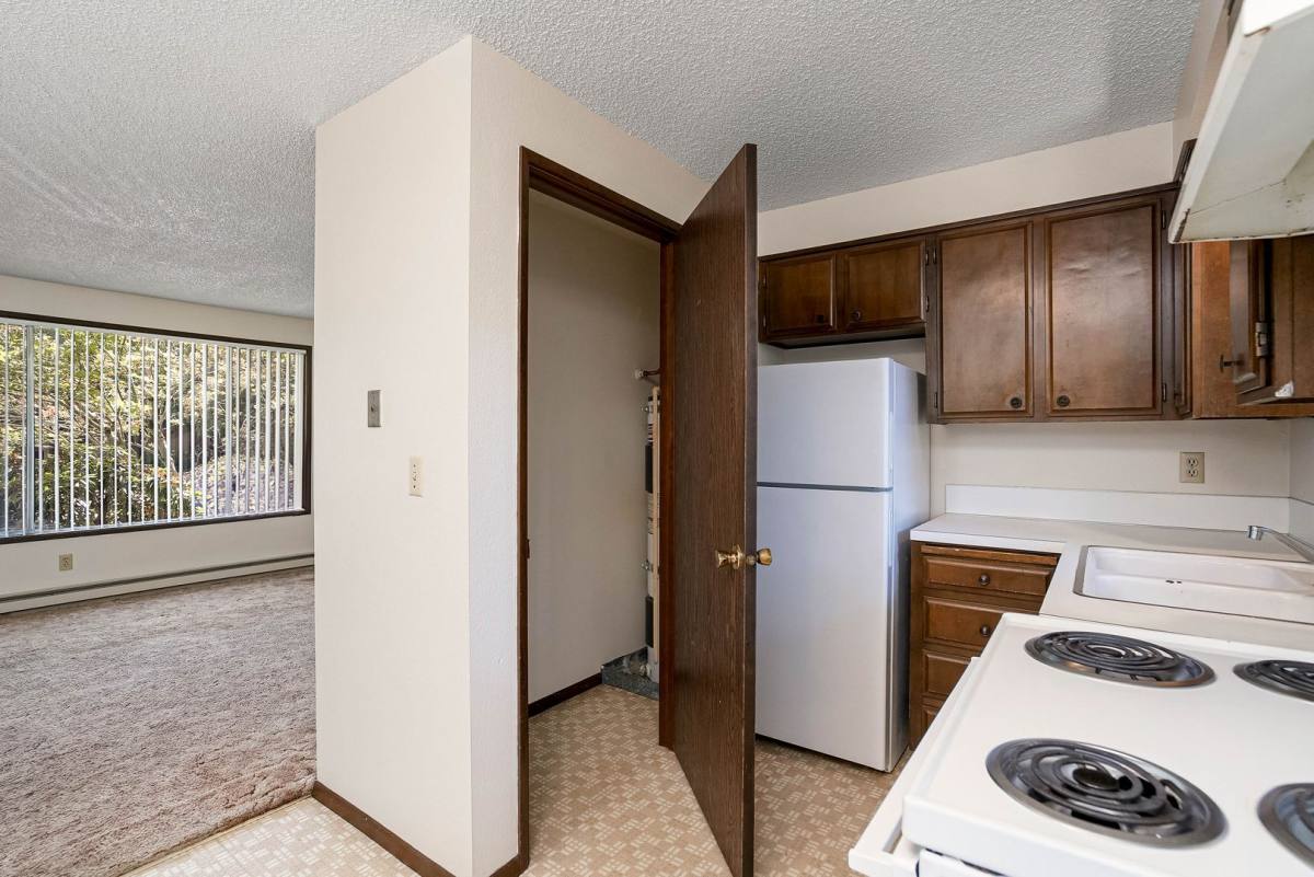 Apartment for rent at 3811 Lancaster Dr NE, Salem, OR 97305