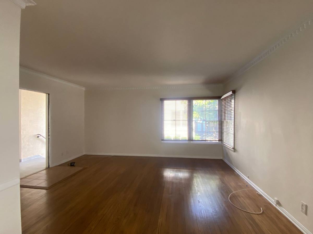 Apartment for rent at 222-228 Idaho Ave, Santa Monica, CA 90403
