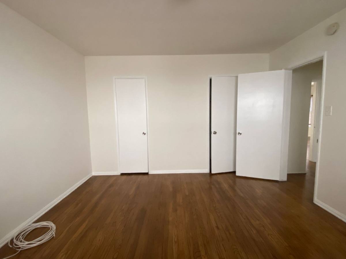 Apartment for rent at 222-228 Idaho Ave, Santa Monica, CA 90403