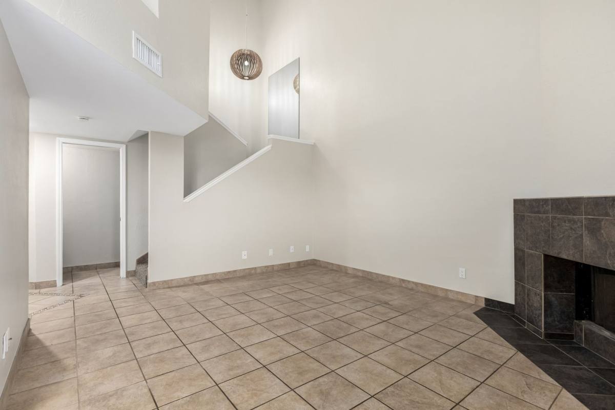 Townhouse for rent at 4328 N 36th St, Phoenix, AZ 85018