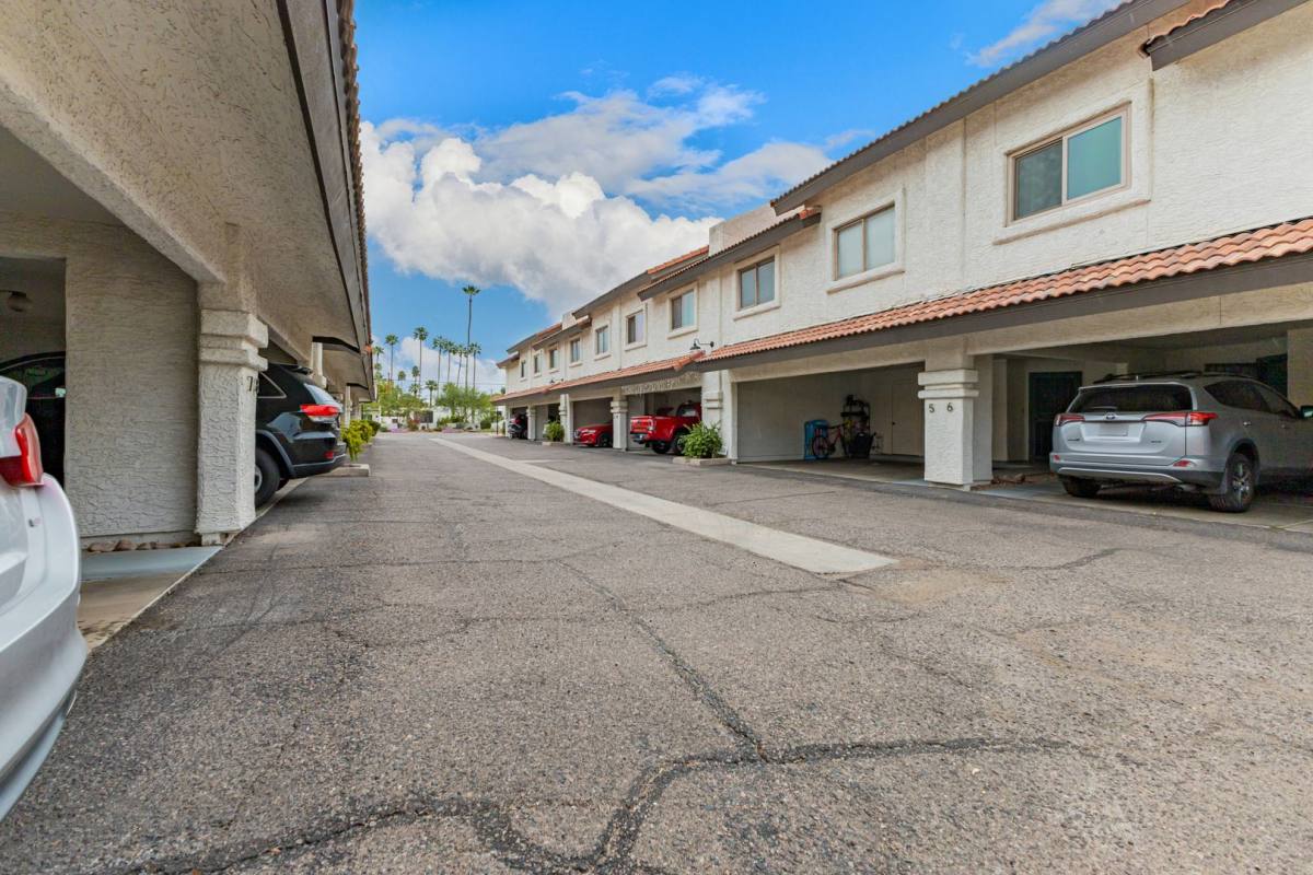 Townhouse for rent at 4328 N 36th St, Phoenix, AZ 85018