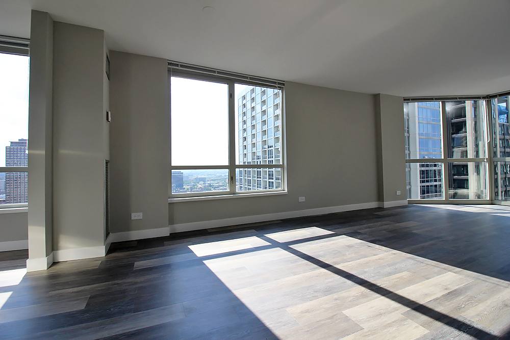 Apartment for rent at 1 E Delaware Place #1, Chicago, IL 60611