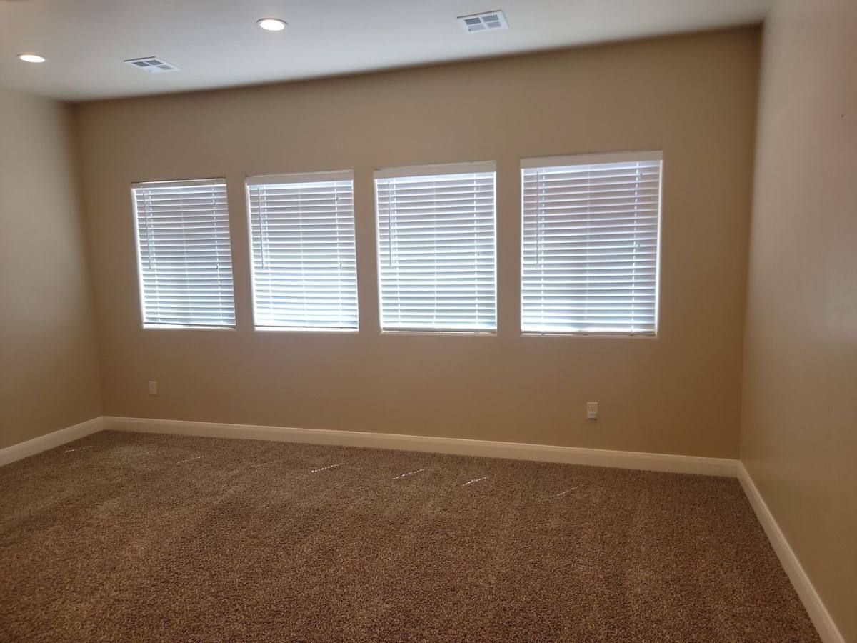 House for rent at 2569 S 240 W, Washington, UT 84780