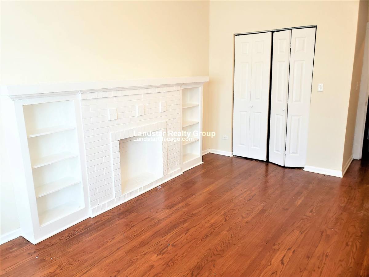 Apartment for rent at 4449 N Hamlin #3, Chicago, IL 60625
