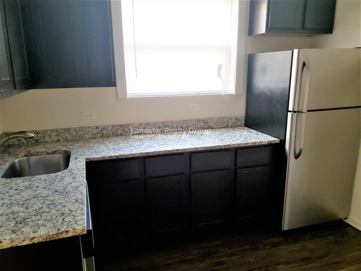 Apartment for rent at 4449 N Hamlin #3, Chicago, IL 60625