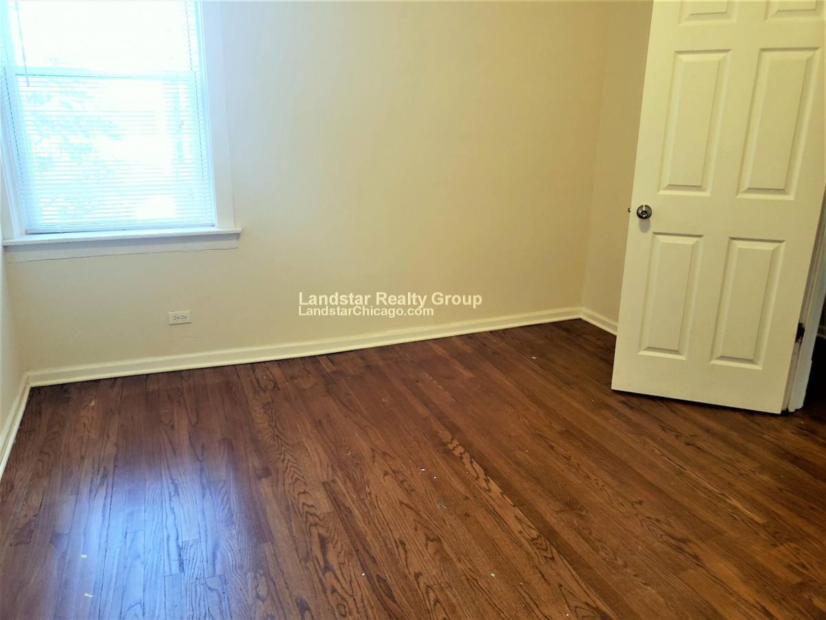 Apartment for rent at 4449 N Hamlin #3, Chicago, IL 60625