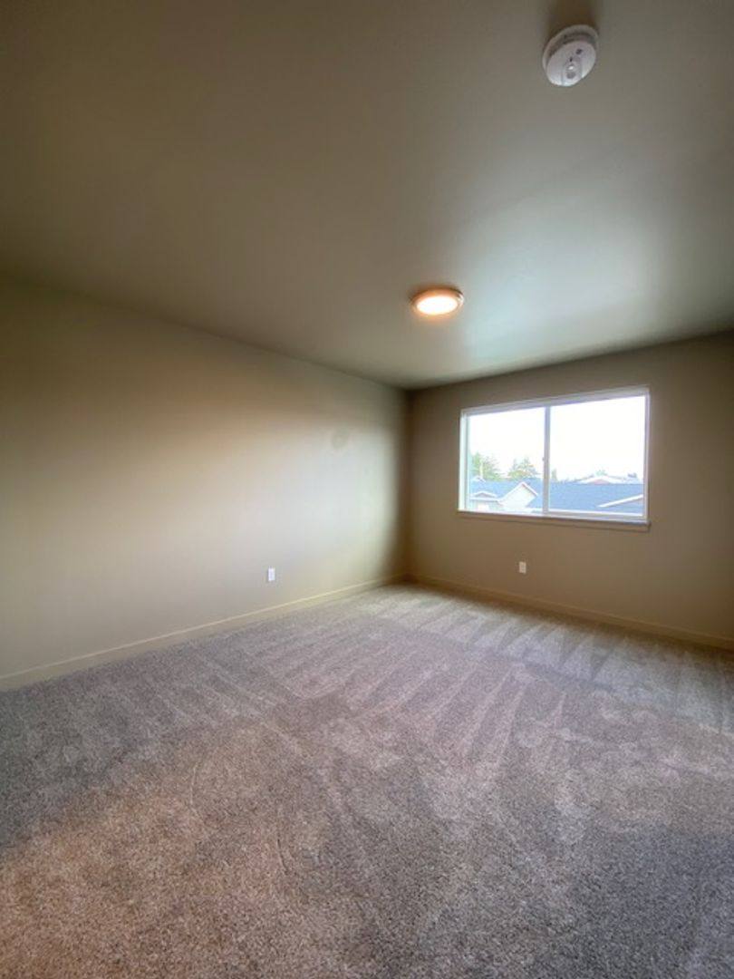 Townhouse for rent at 2656 S Main Rd #BUILDING A, Lebanon, OR 97355