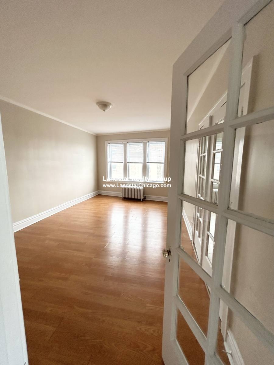 Apartment for rent at 1333 W Birchwood #409, Chicago, IL 60626
