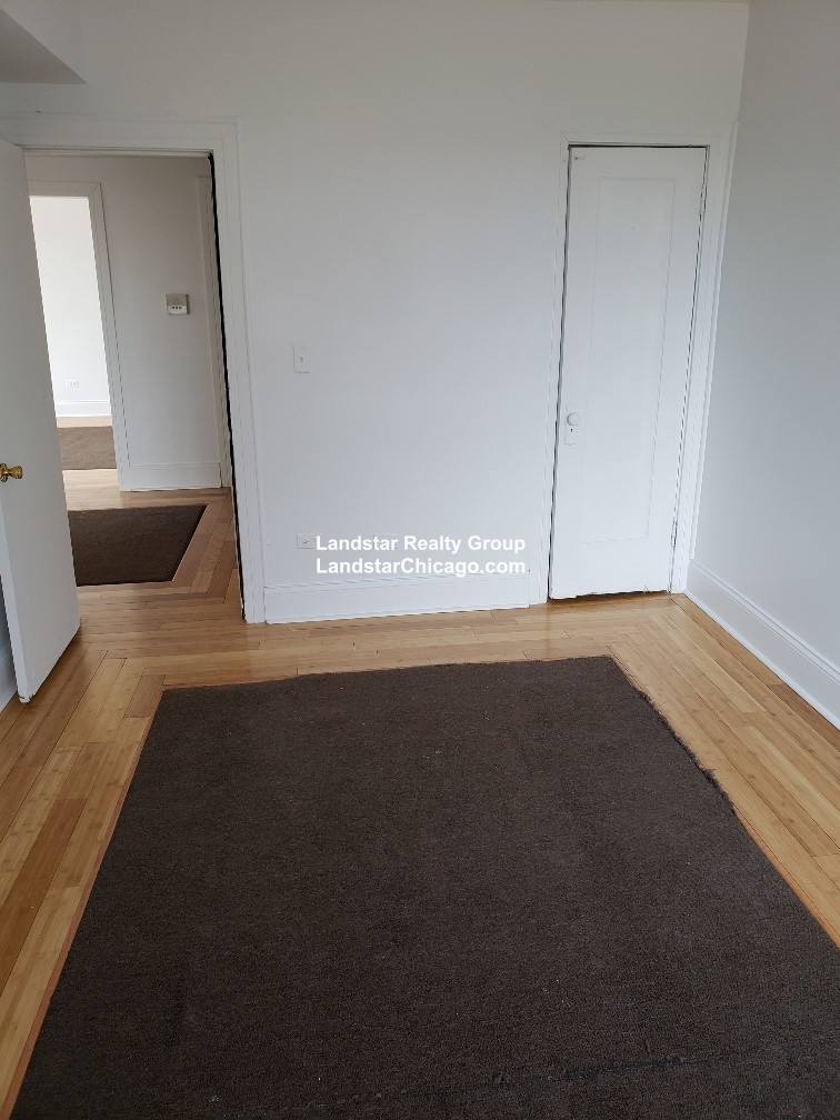 Apartment for rent at 6300 N Oakley #3, Chicago, IL 60659