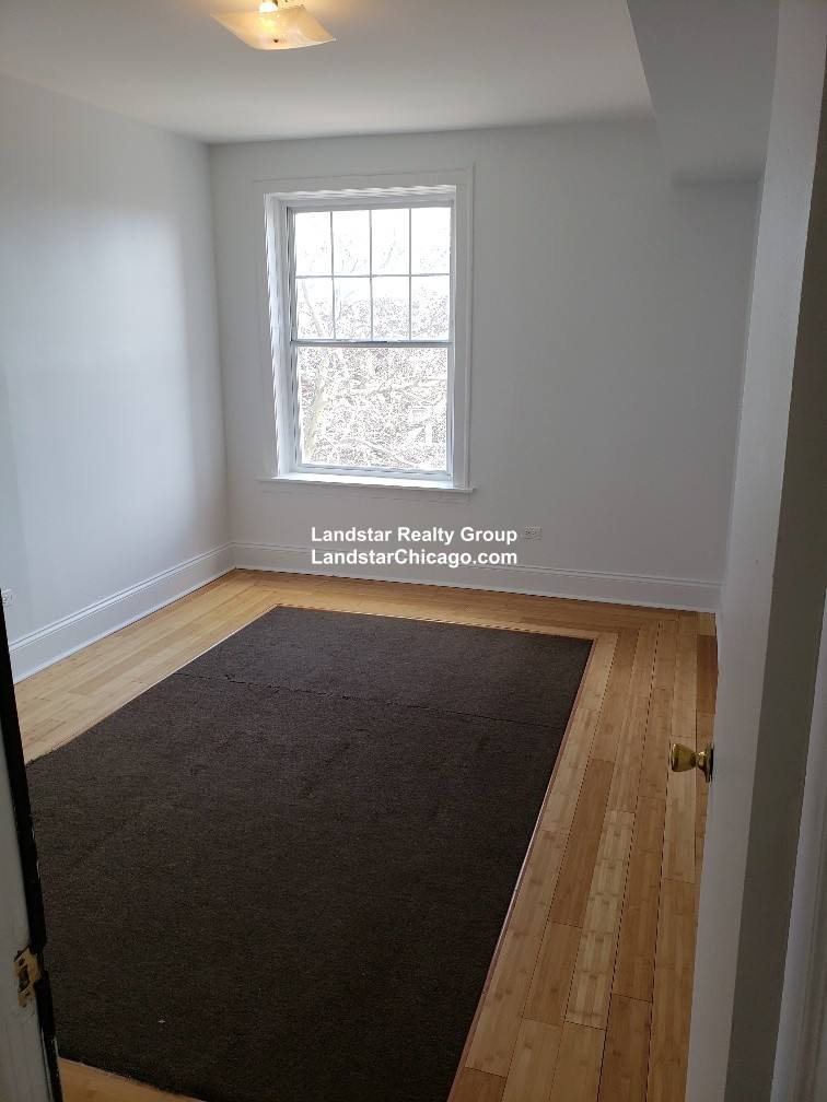Apartment for rent at 6300 N Oakley #3, Chicago, IL 60659