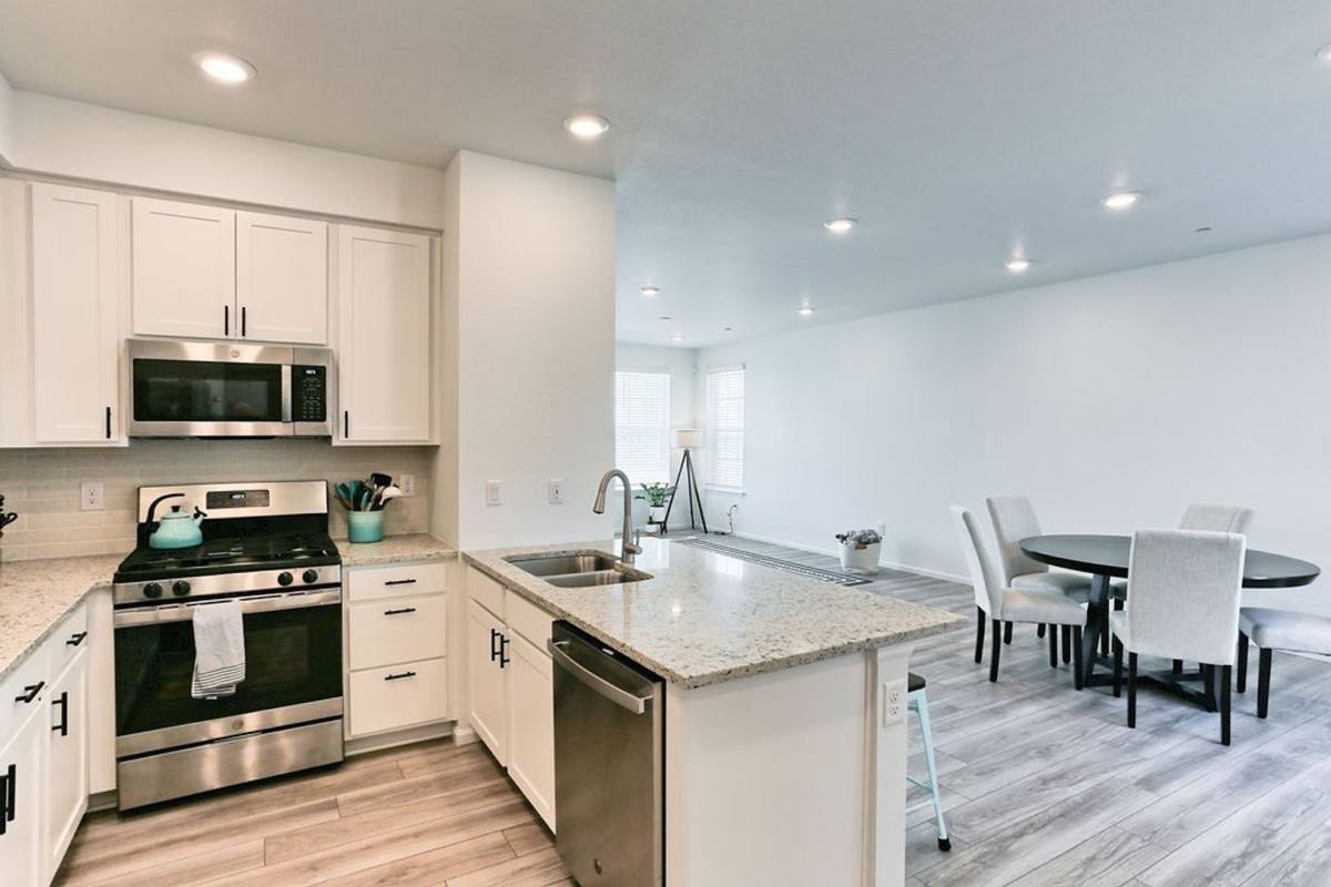 Townhouse for rent at 450 Tigercat Way, Fort Collins, CO 80524