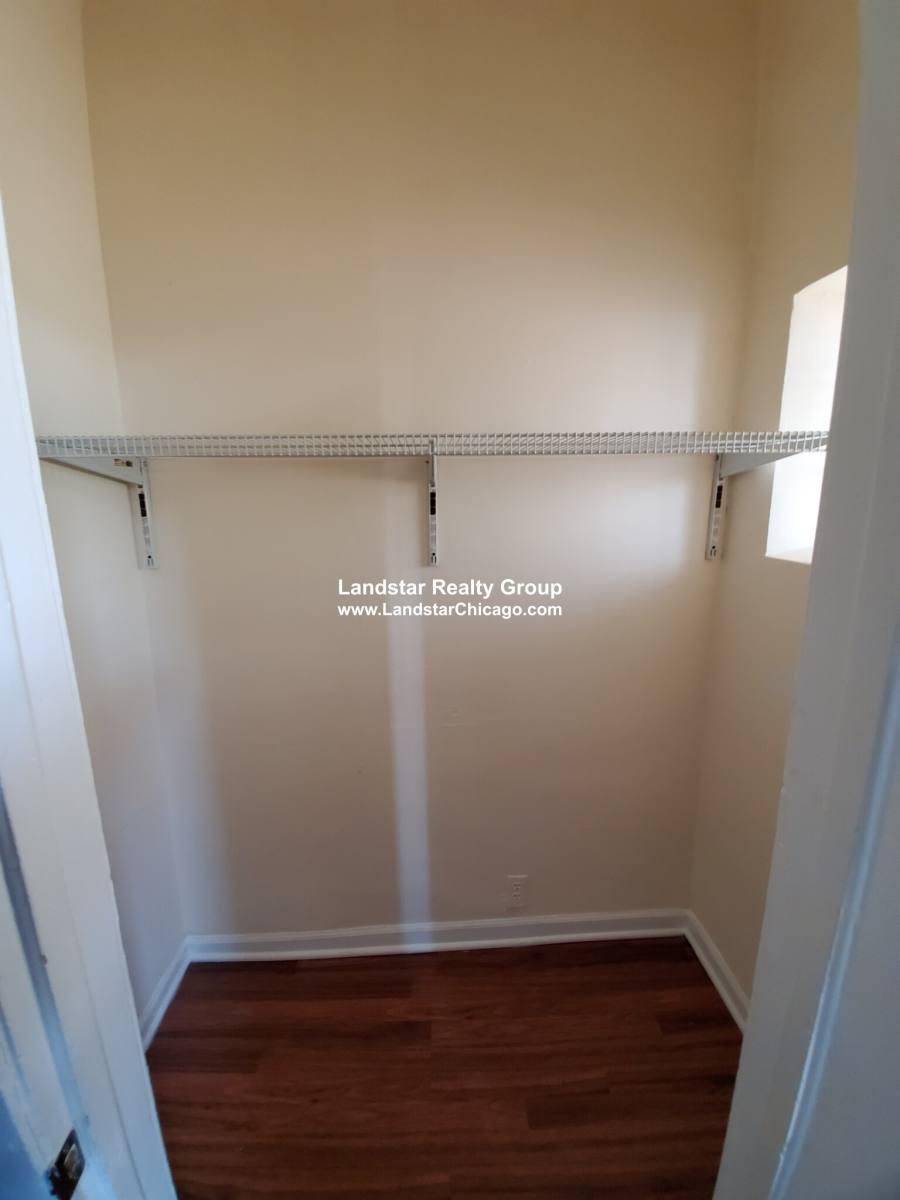 Apartment for rent at 3749 W Sunnyside #3, Chicago, IL 60625