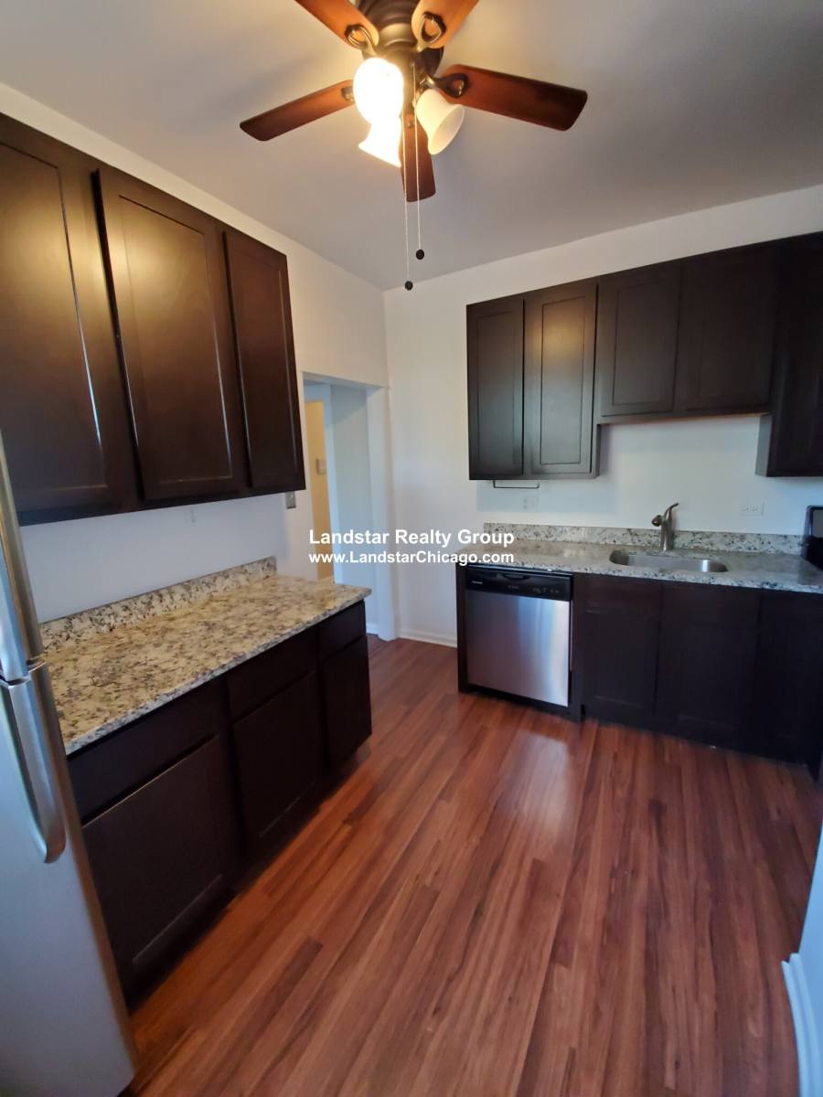 Apartment for rent at 3749 W Sunnyside #3, Chicago, IL 60625