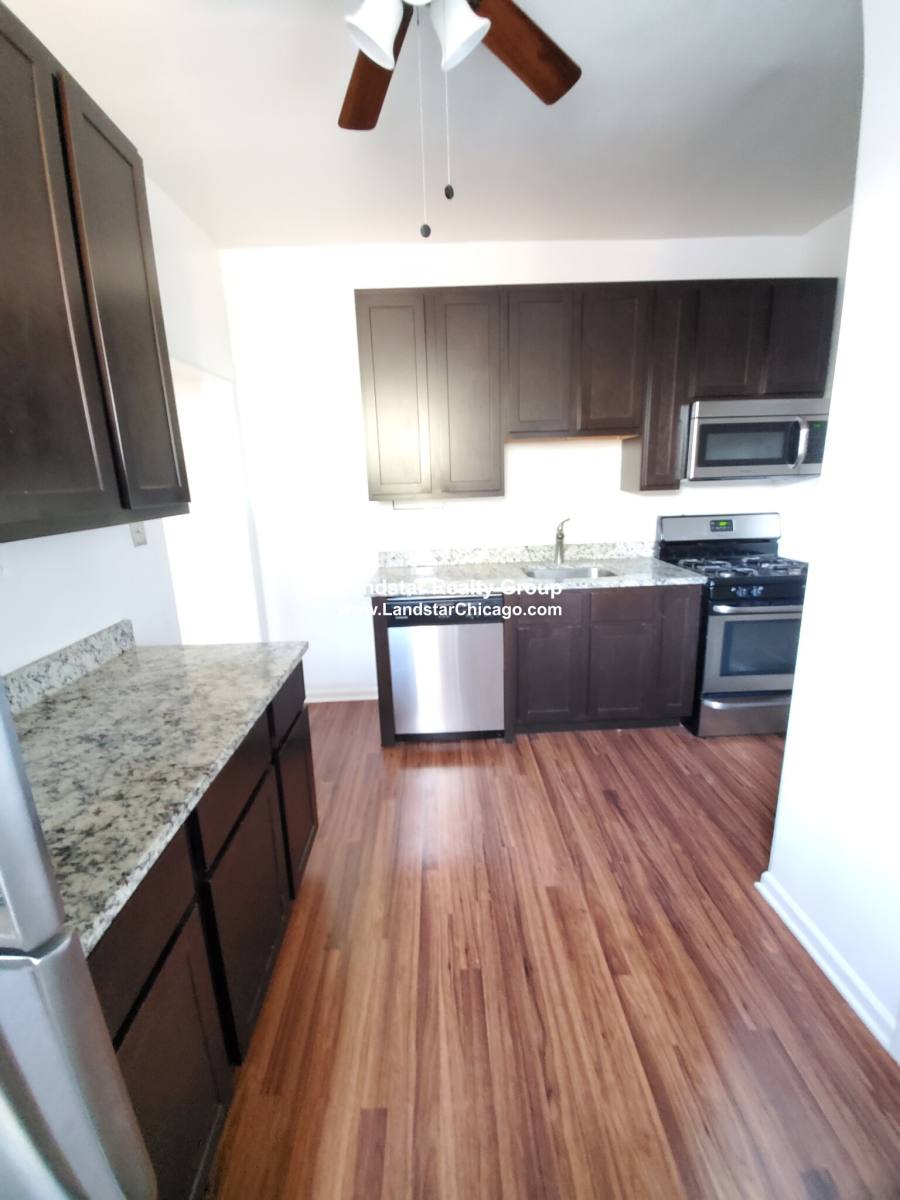 Apartment for rent at 3749 W Sunnyside #3, Chicago, IL 60625