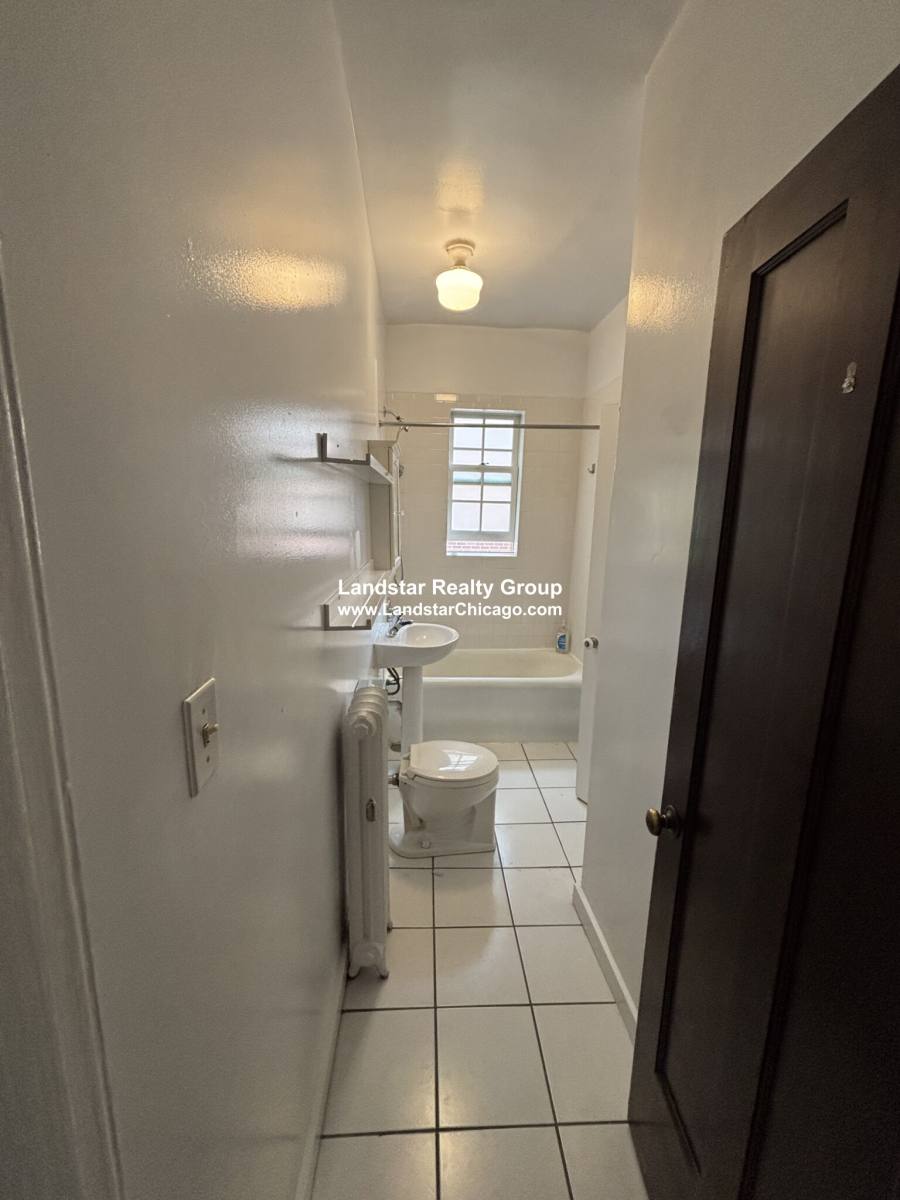 Apartment for rent at 1456 Oak Ave #3N, Evanston, IL 60202