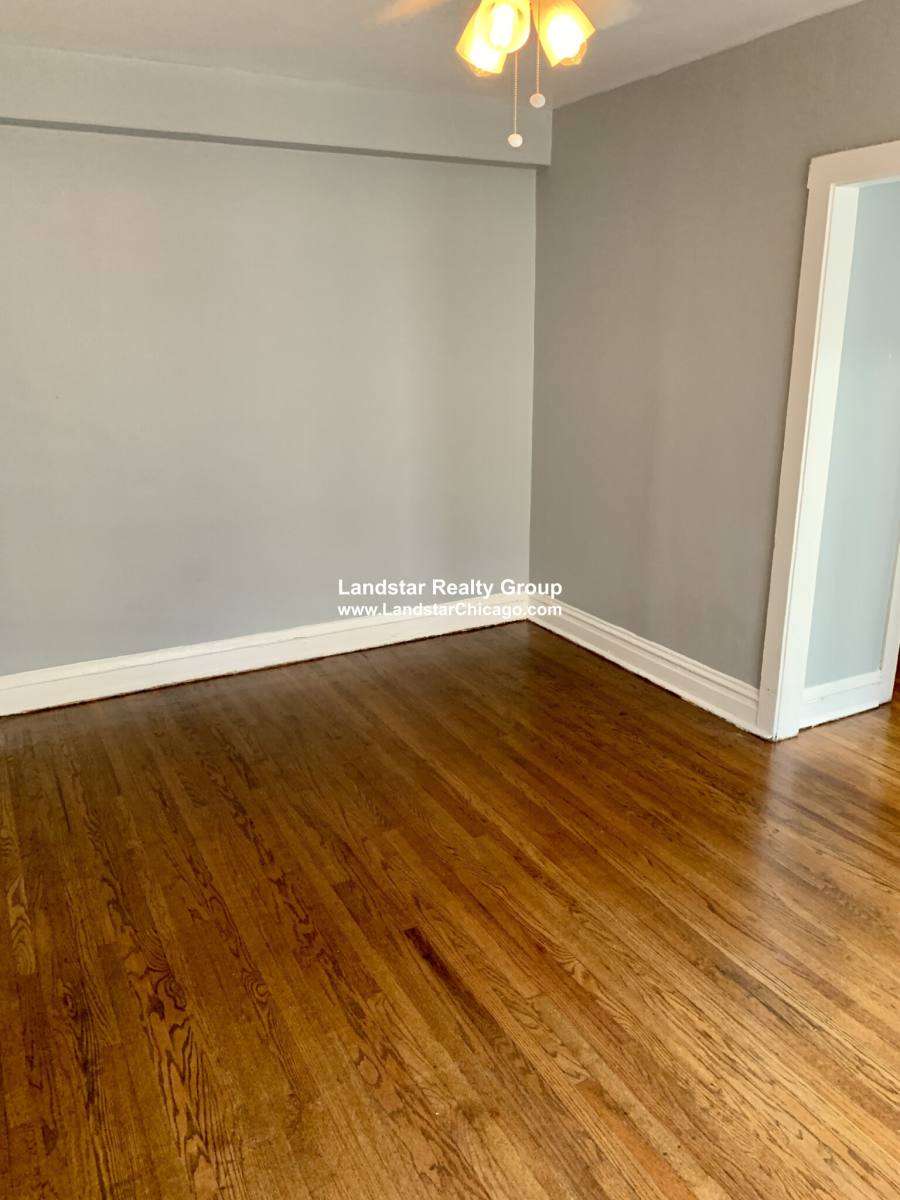 Apartment for rent at 4606 N Beacon #3A, Chicago, IL 60640