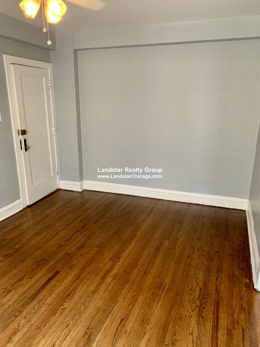Apartment for rent at 4606 N Beacon #3A, Chicago, IL 60640