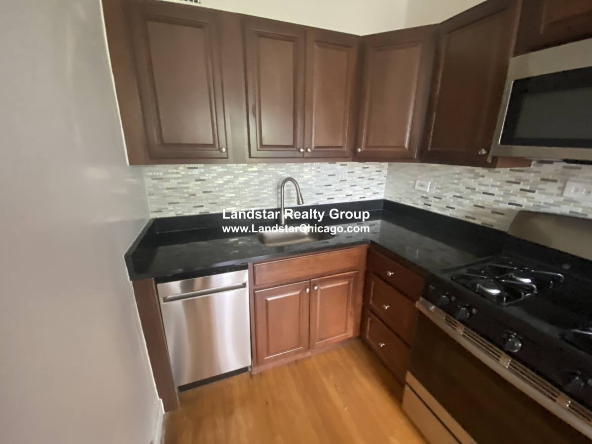 Apartment for rent at 1145 W Morse #310, Chicago, IL 60626