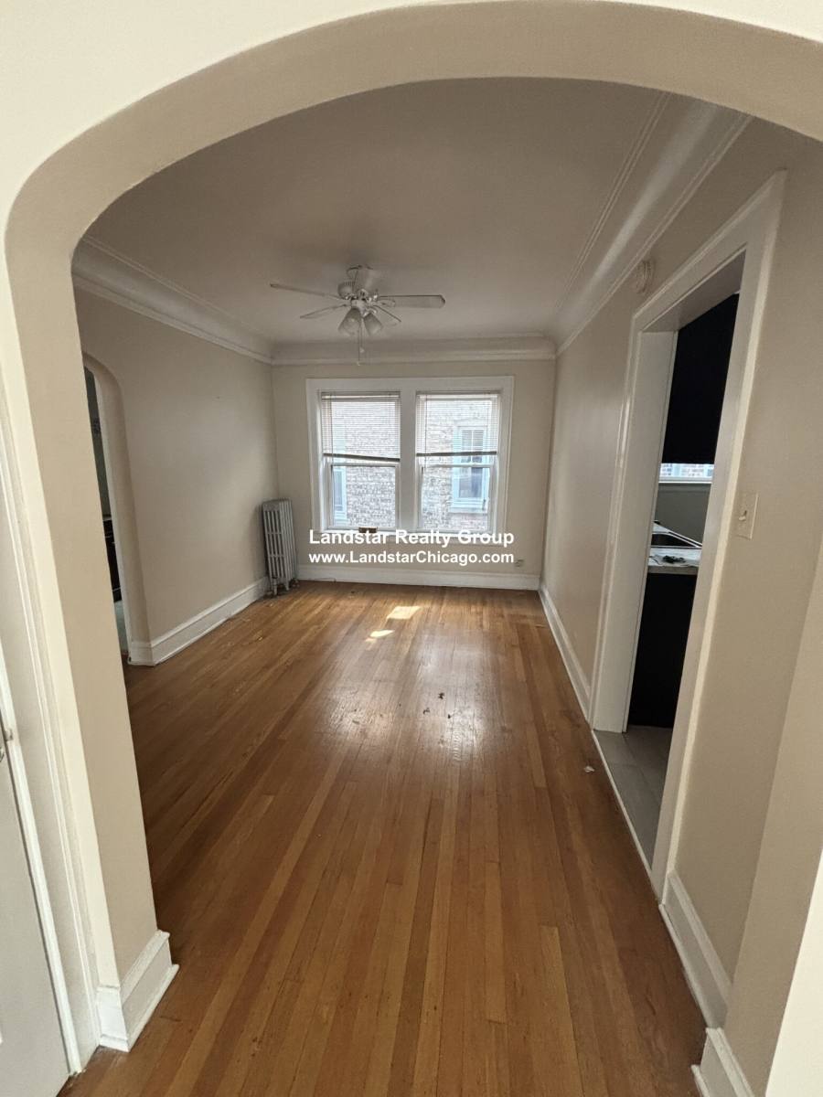 Apartment for rent at 1916 W Morse #2N, Chicago, IL 60626