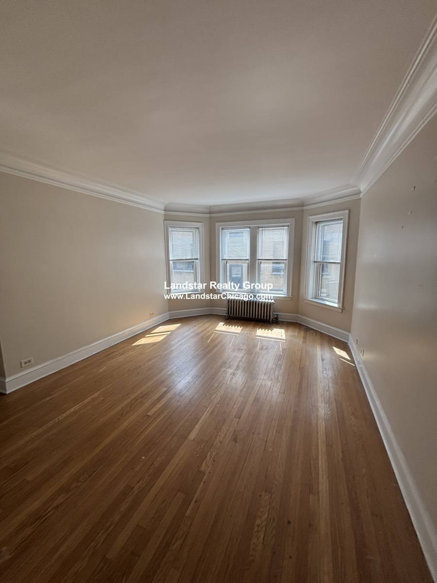 Apartment for rent at 1916 W Morse #2N, Chicago, IL 60626