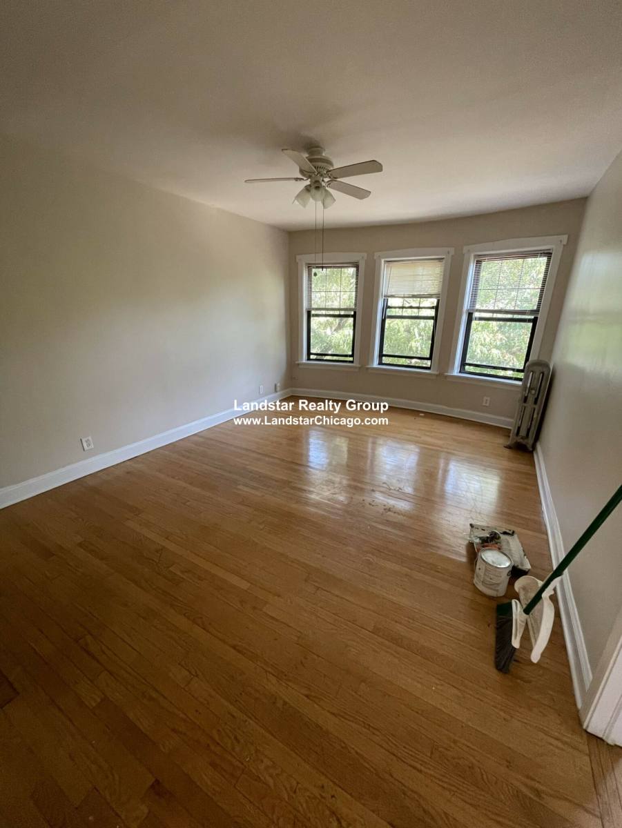 Apartment for rent at 800 Sherman Ave #3A, Evanston, IL 60202