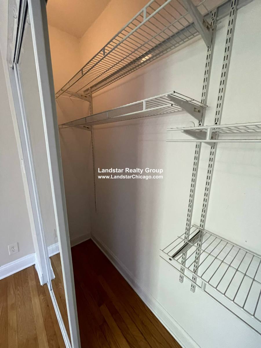 Apartment for rent at 800 Sherman Ave #3A, Evanston, IL 60202