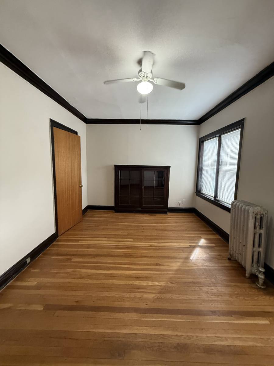 Apartment for rent at 7735 N Sheridan #2, Chicago, IL 60626