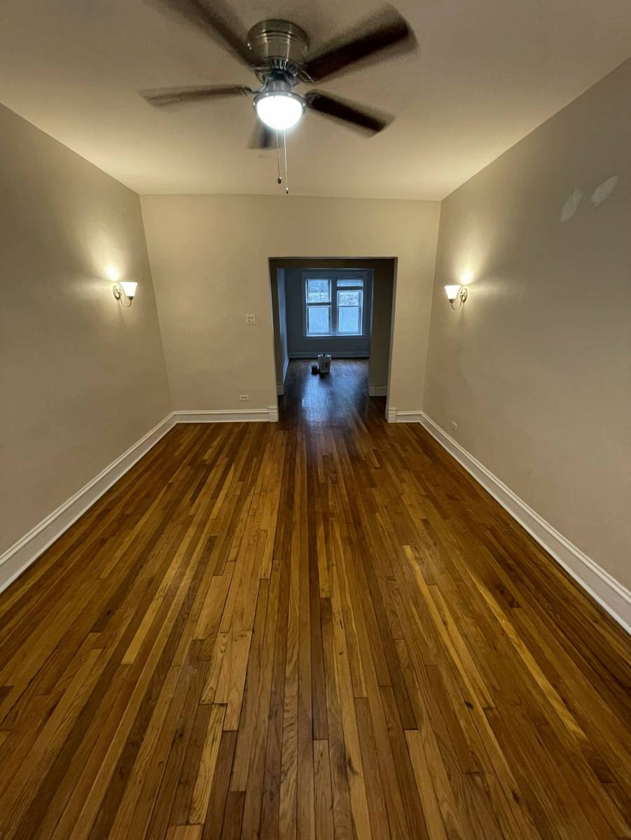 Apartment for rent at 1372 W Estes Ave #1N, Chicago, IL 60626