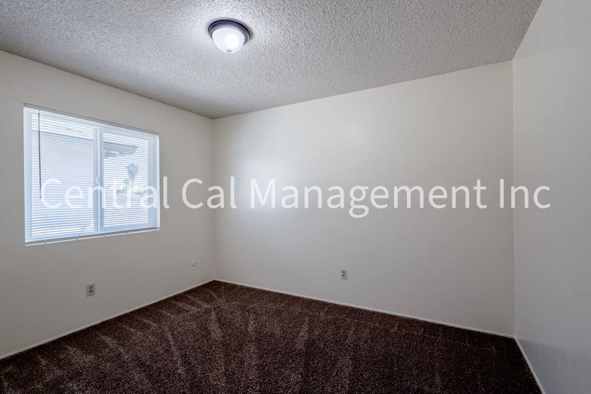 Apartment for rent at 3109 Edmonton St, Bakersfield, CA 93309