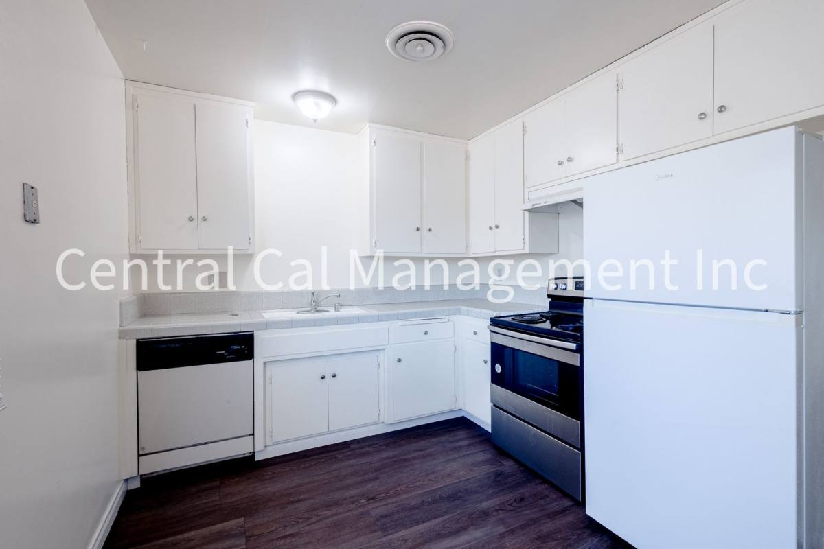 Apartment for rent at 3109 Edmonton St, Bakersfield, CA 93309