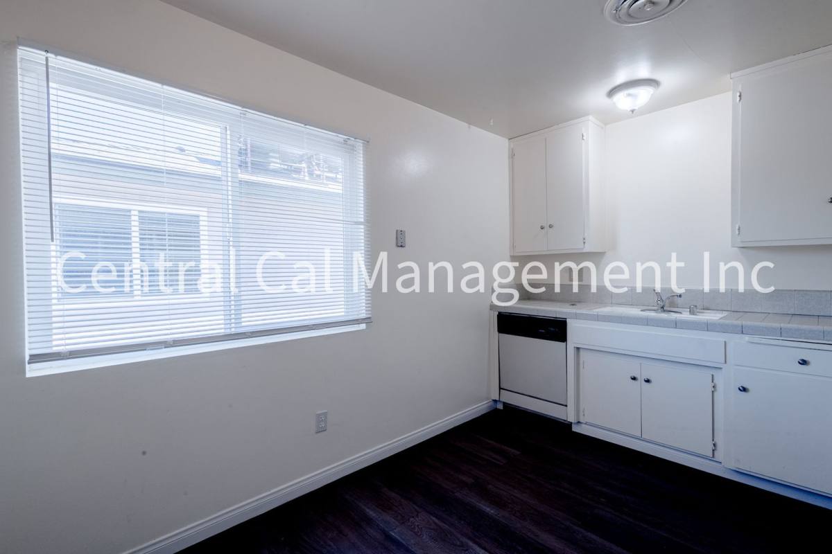 Apartment for rent at 3109 Edmonton St, Bakersfield, CA 93309