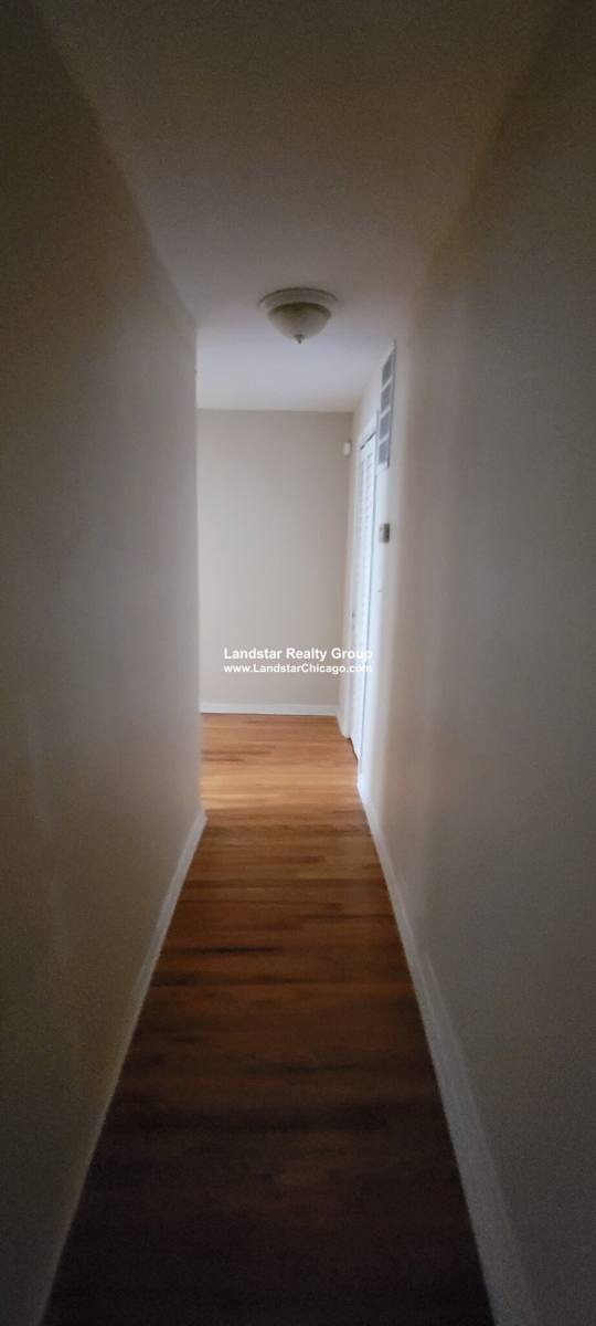 Apartment for rent at 7513 N Greenview #1, Chicago, IL 60626