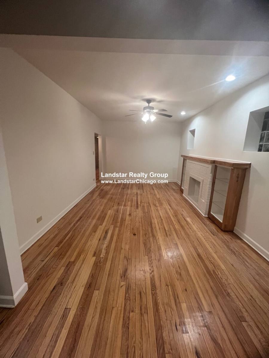 Apartment for rent at 3848 W Ainslie #2, Chicago, IL 60625